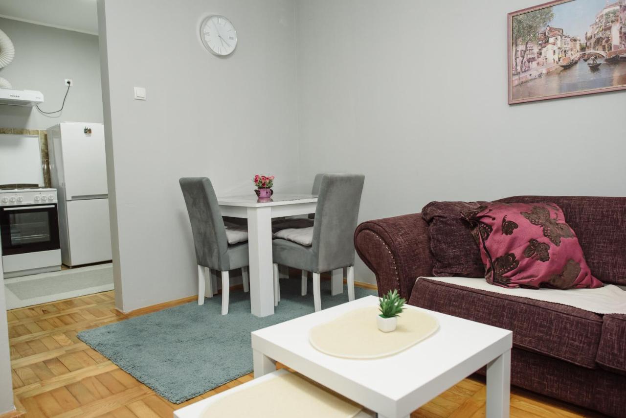 Dill 2 Apartmants Subotica Exterior foto
